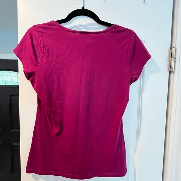 ~Ann Taylor~ Chic Pink Top with Floral Detail - Picture 2 of 6